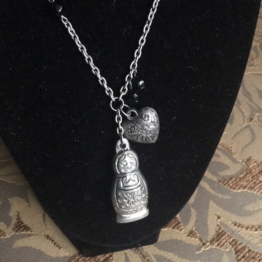 Russian Bushka Doll Necklace ✨